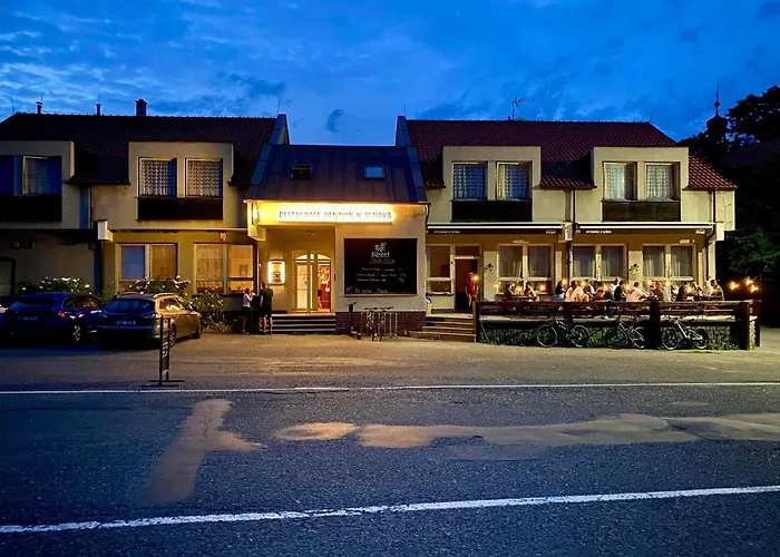 Restaurace A U Jezírka Affittacamere