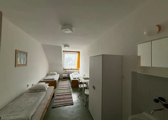 Restaurace A U Jezírka * Hrimezdice